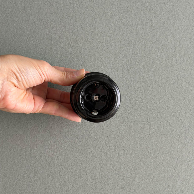 porcelain wall socket